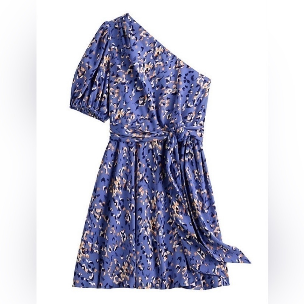 NWT- Women's Nine West One-Shoulder
Fit-and-Flare Dress- sizes: XXL